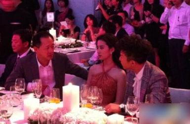 艺人爆料饭局视频大全最新,艺人爆料视频大全幕后真相大起底  第1张